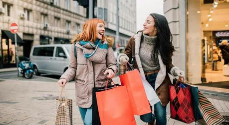 Sustainable Shopping: How to Make the Most of Holiday Sales While Being Eco-Friendly